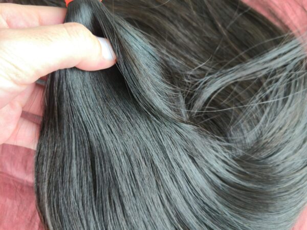 Tape Extensions Invisible Tape 55 cm 100 g · Glatt · Naturschwarz / Off Black #1B