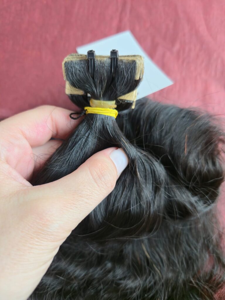 Tape Extensions Invisible Tape 55 cm 100 g · Stark gewellt · Naturschwarz / Off Black #1B
