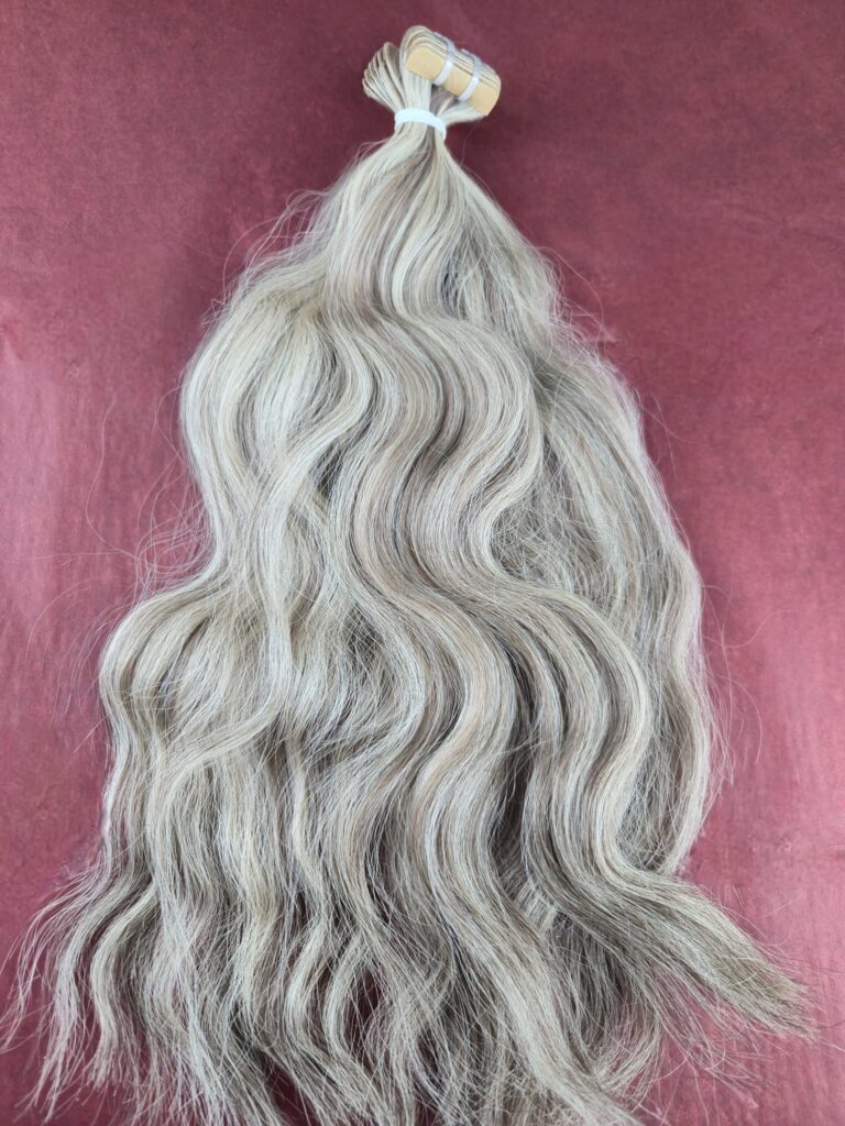 Tape Extensions Long Tape 40 cm 100 g · Kühles Cremeblond #60C & Dunkel-Aschblond #6.1